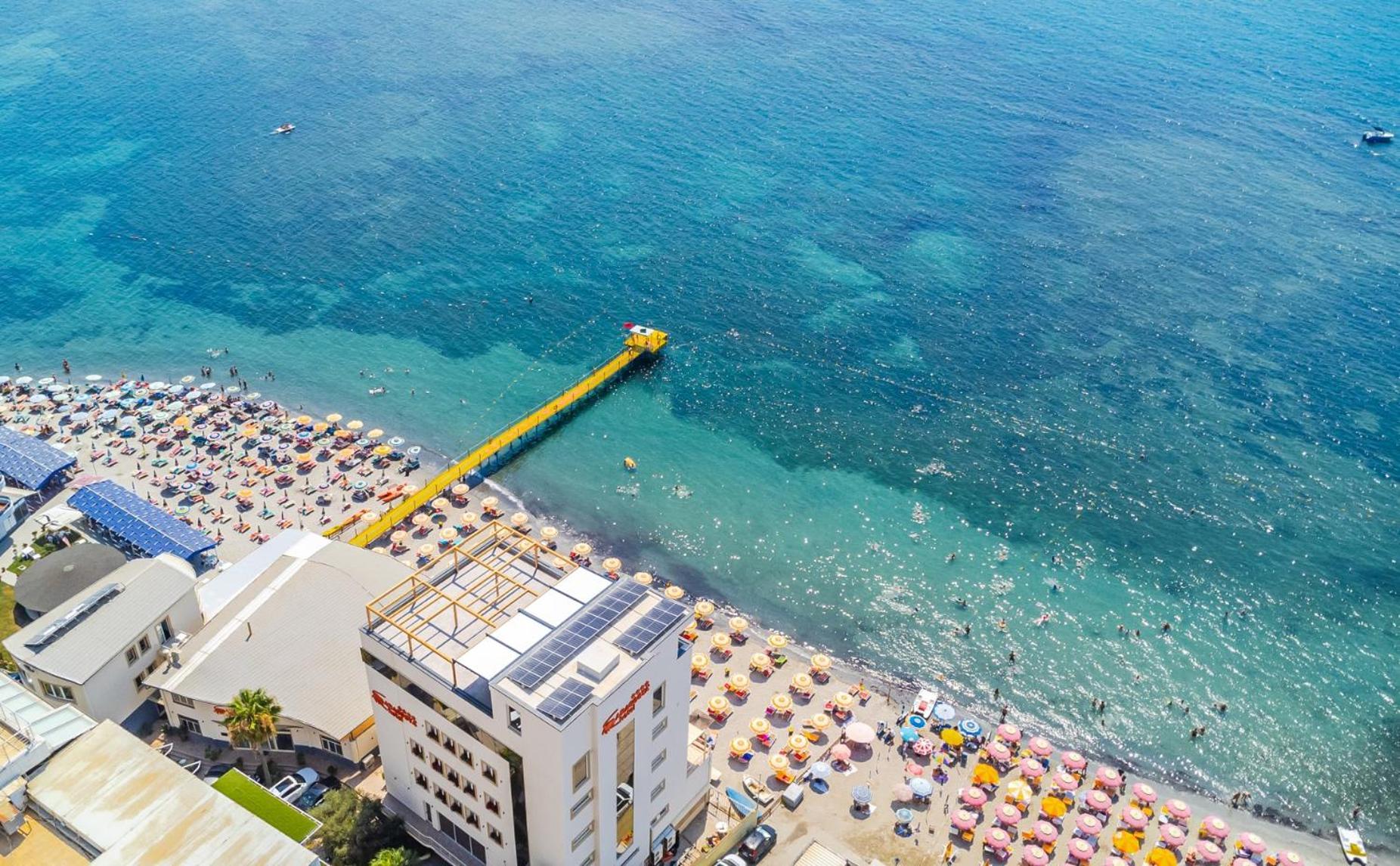 Aragosta Hotel&Restaurant Durrës Exterior foto
